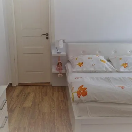 Sadet's Penthouse Sarandë