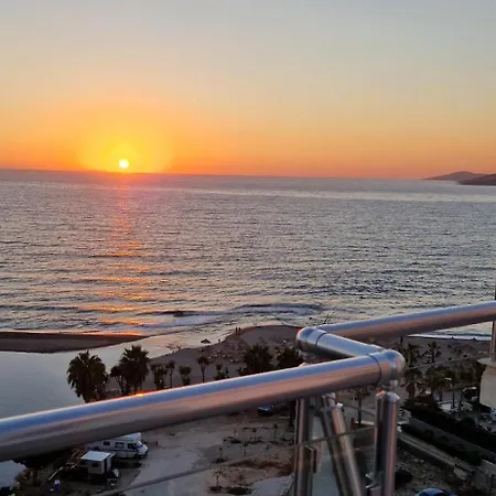 Appartement Sadet's Penthouse Saranda