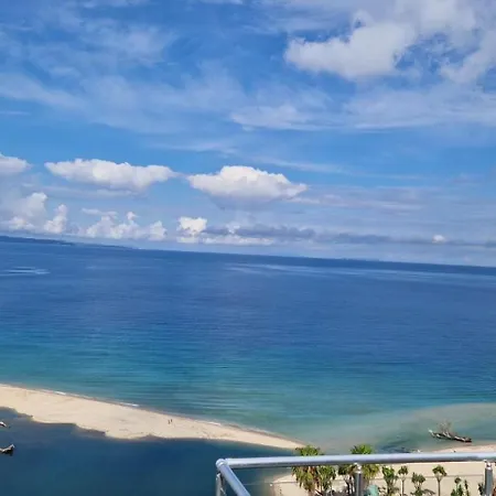 Sadet's Penthouse アパート Sarandë