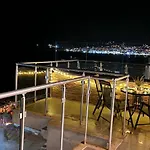 Sadet's Penthouse Daire *