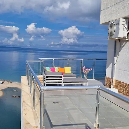 Sadet's Penthouse Saranda *